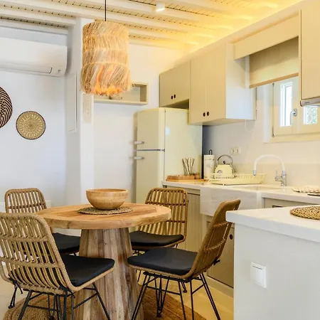 Supreme House With Views & Pool & Parking