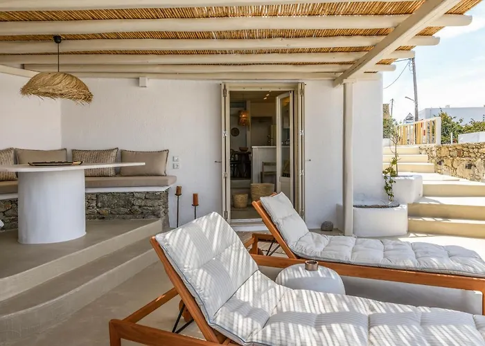 Supreme House With Views & Pool & Parking בית נופש