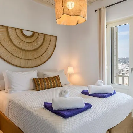 Supreme House With Views & Pool & Parking Holiday home *