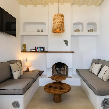 Supreme House With Views & Pool & Parking