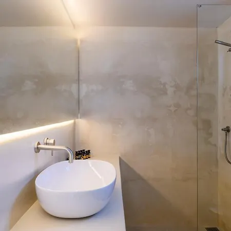 Supreme House With Views & Pool & Parking Дом отдыха *