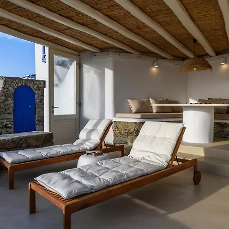 Supreme House With Views & Pool & Parking *