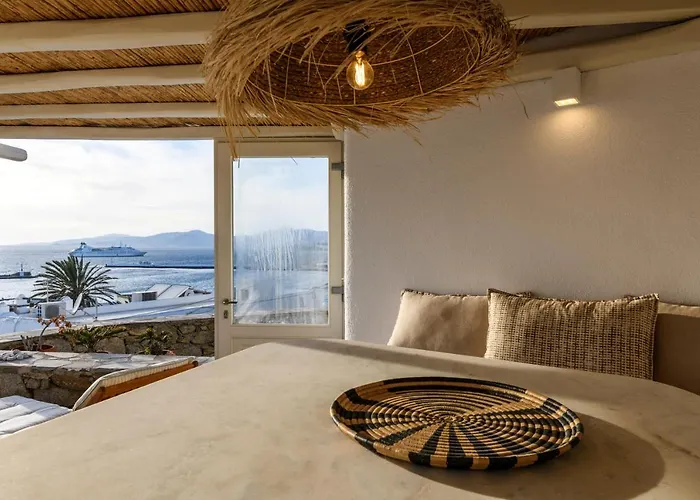 Supreme House With Views & Pool & Parking 度假居 Mykonos Town